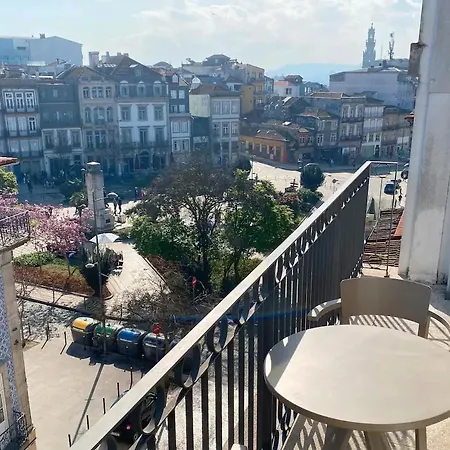Starry Night Balcony Daire